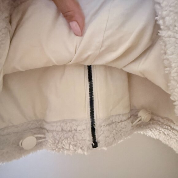 Lululemon Cinchable Fleece Zip-Up - Picture 2 of 5